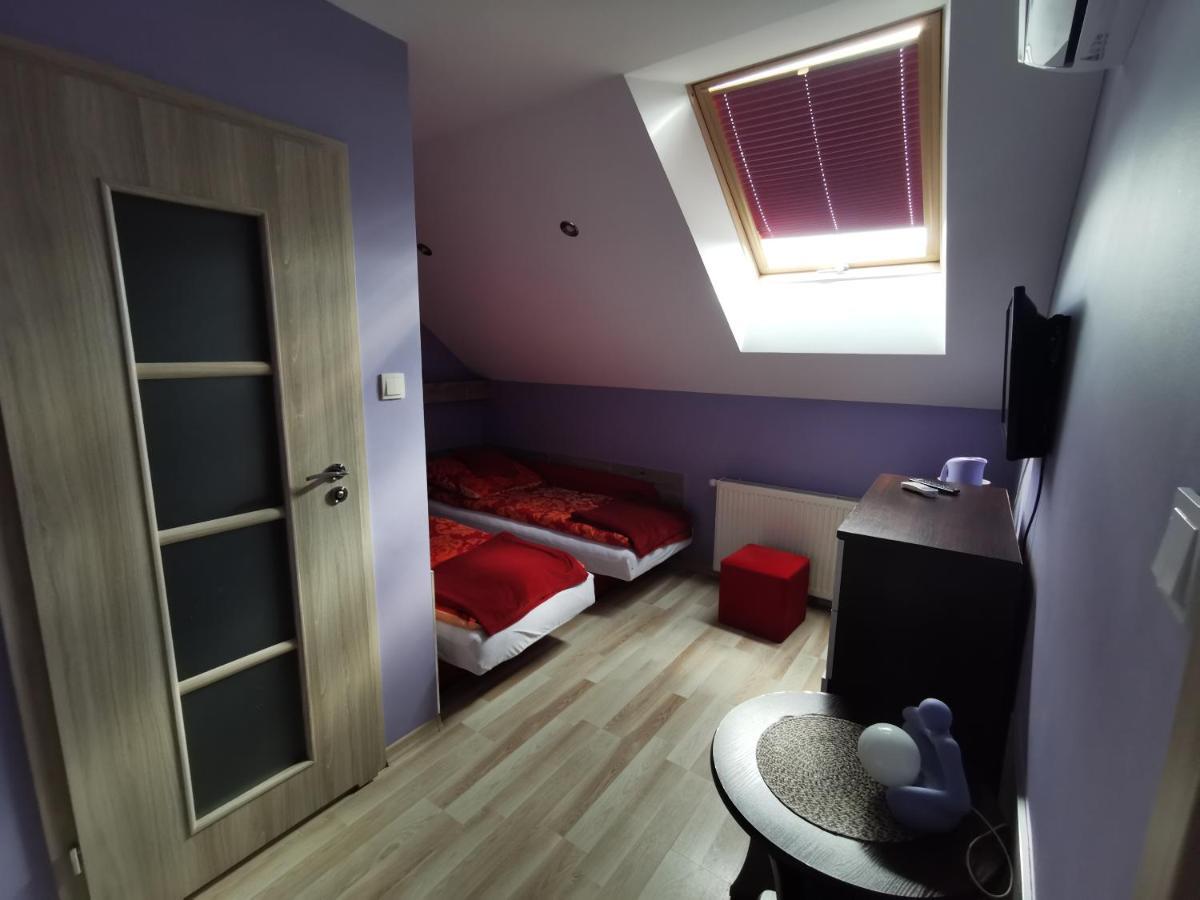 Hotel Zlota Rybka Lubniewice Extérieur photo